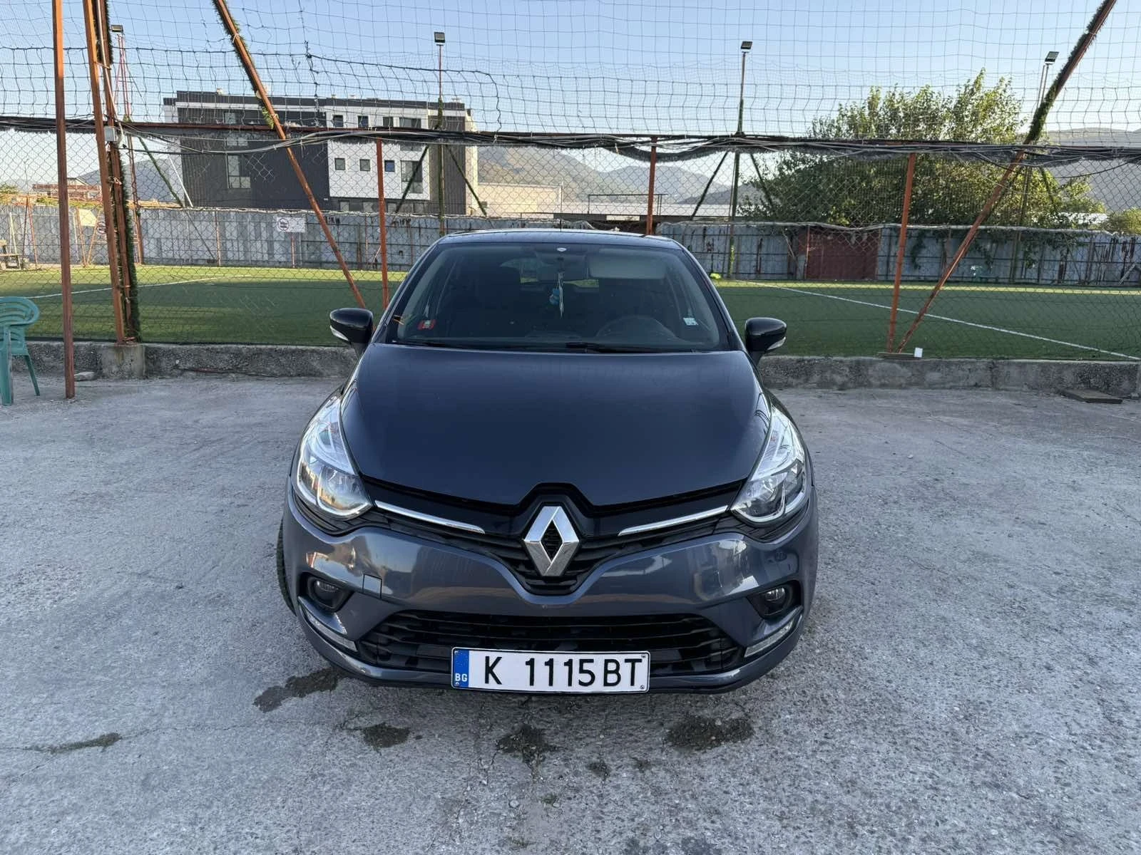 Renault Clio 1.2i, снимка 12 - Автомобили и джипове - 56117885