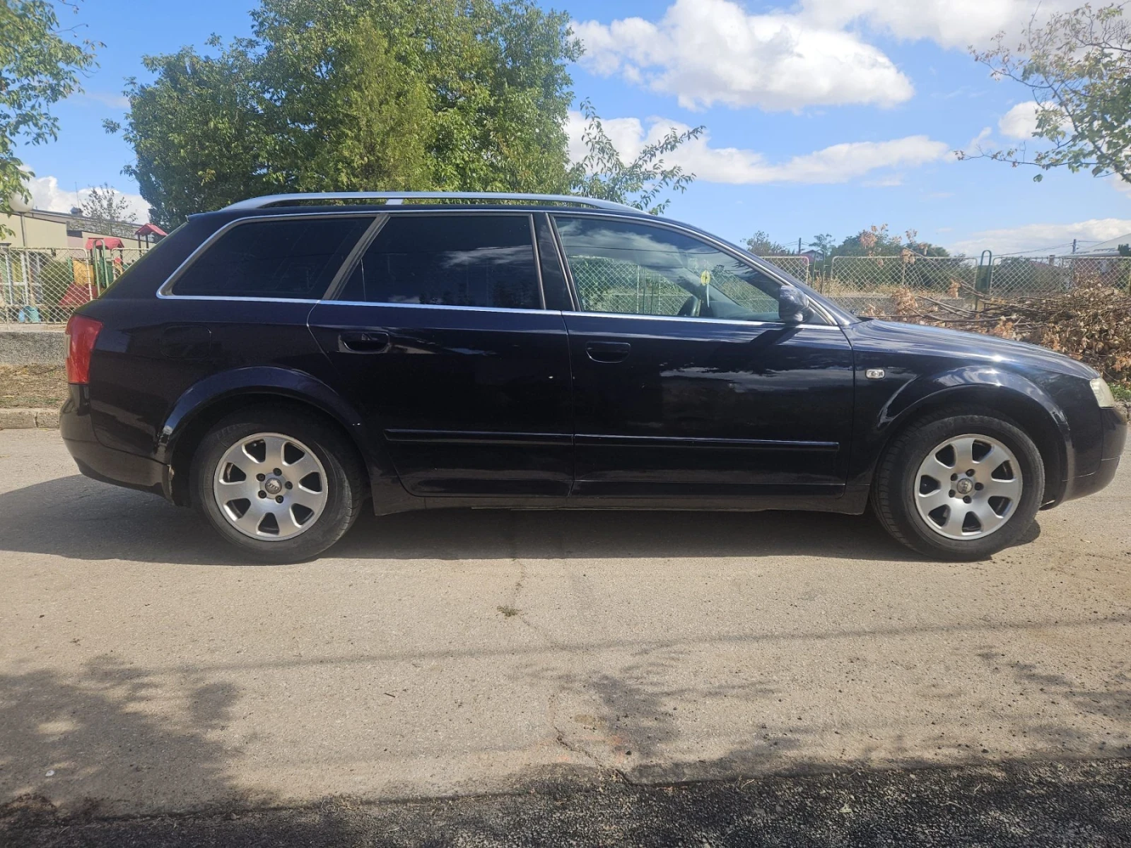 Audi A4 Комби, снимка 4 - Автомобили и джипове - 56252503