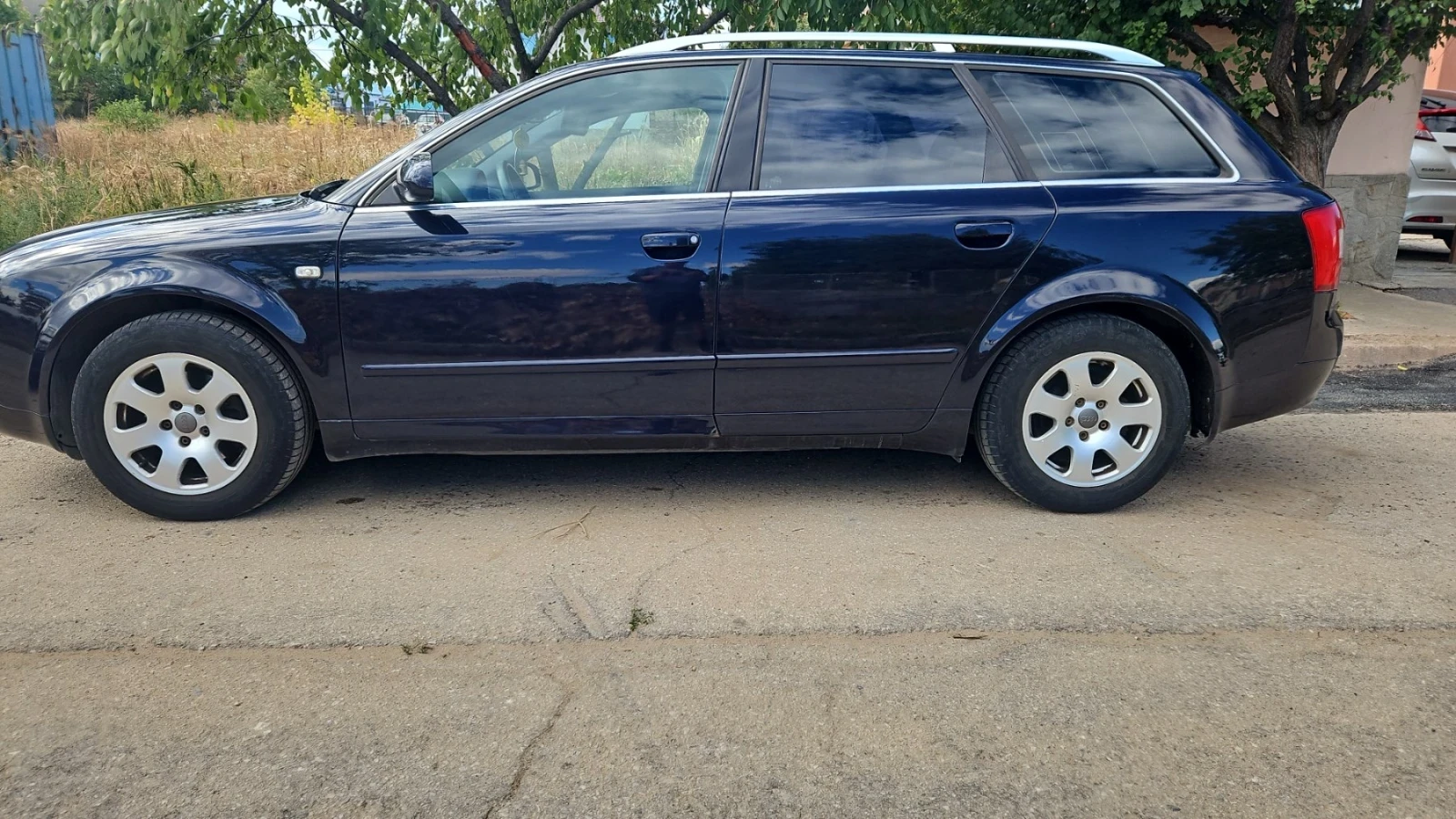 Audi A4 Комби, снимка 5 - Автомобили и джипове - 56252503