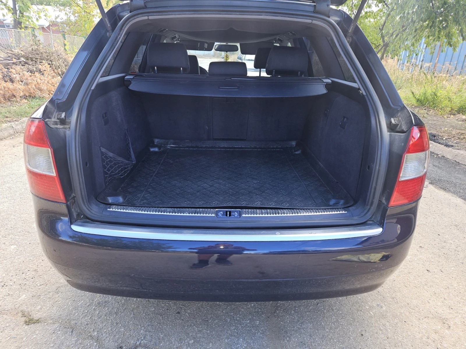 Audi A4 Комби, снимка 10 - Автомобили и джипове - 56252503