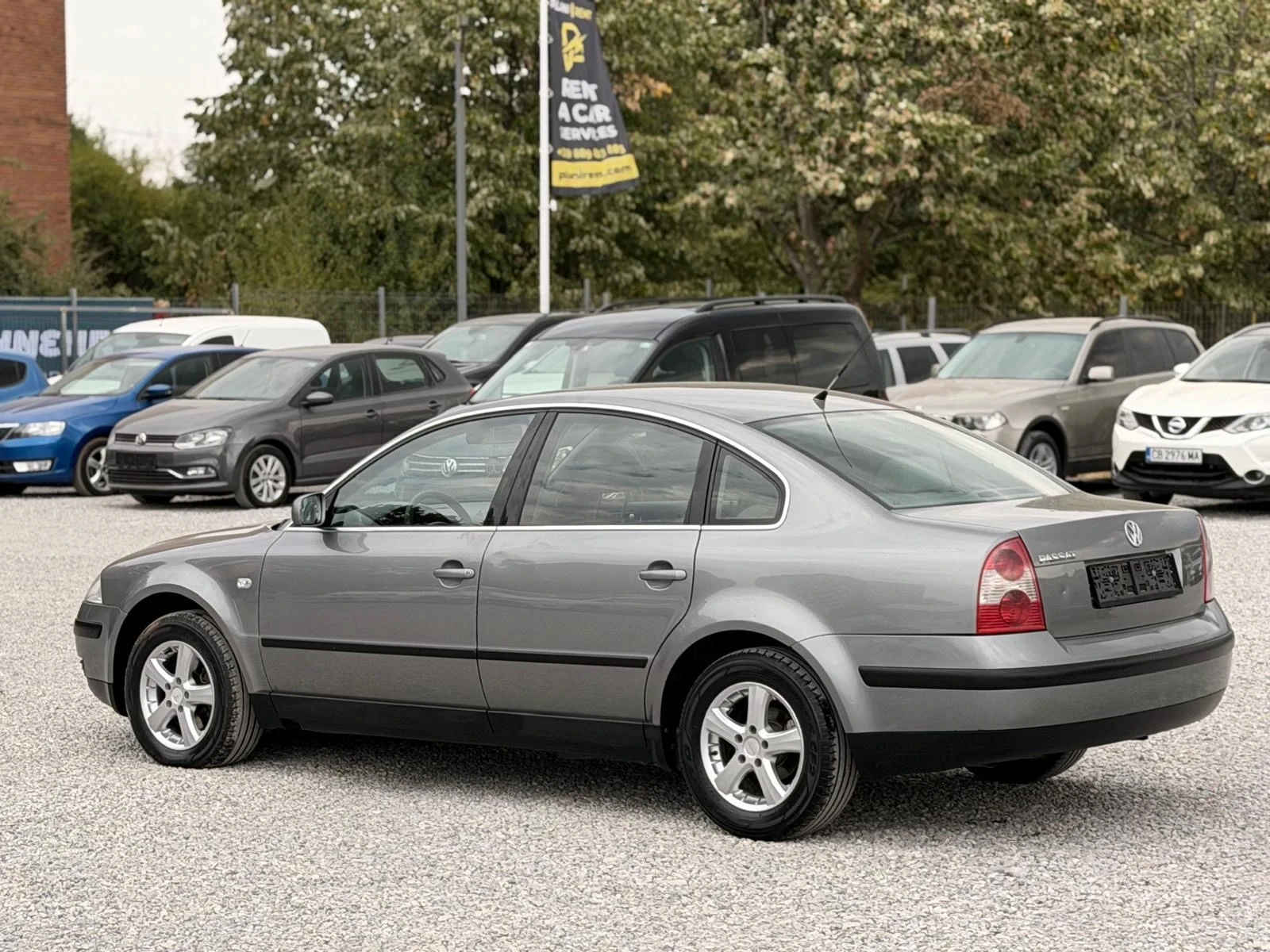 VW Passat 1.6i * Нов внос* , снимка 6 - Автомобили и джипове - 56261481