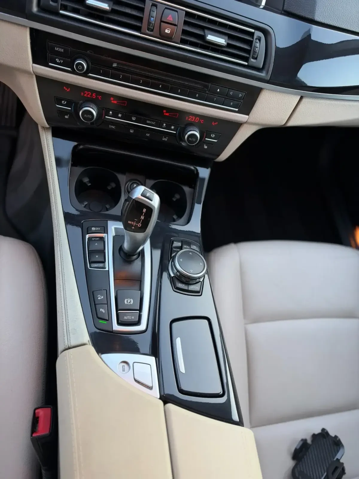 BMW 520, снимка 11 - Автомобили и джипове - 56509508