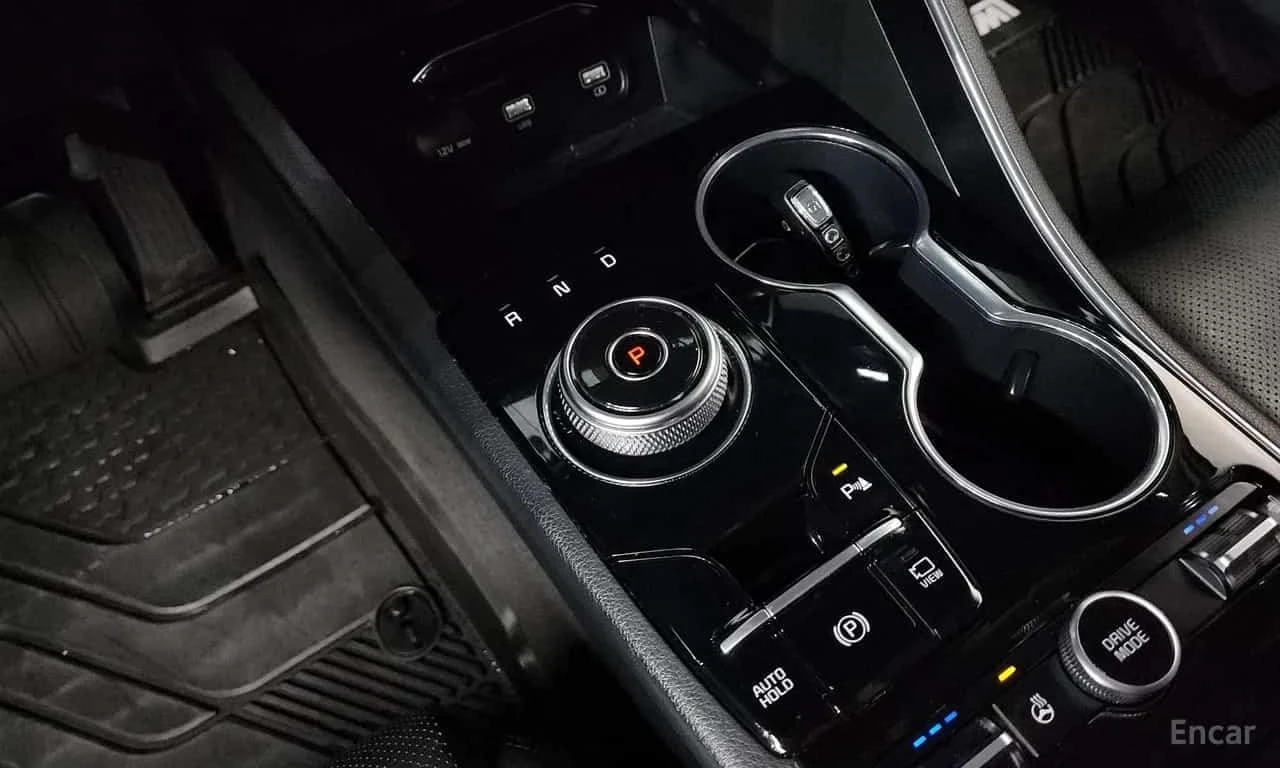Kia K5 * Signature * , снимка 9 - Автомобили и джипове - 56614673