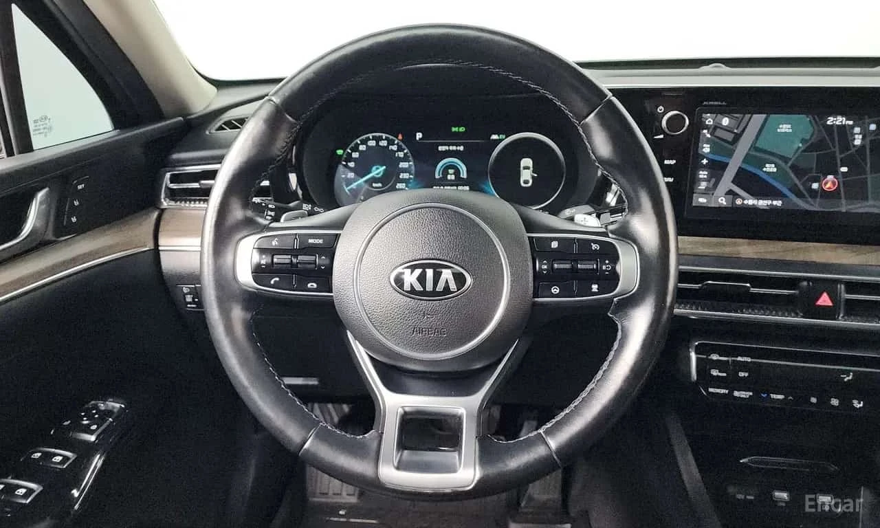 Kia K5 * Signature * , снимка 13 - Автомобили и джипове - 56614673