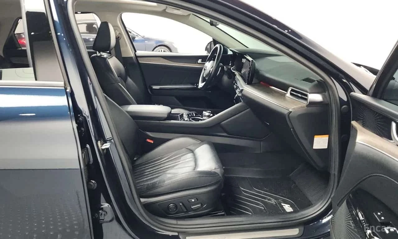 Kia K5 * Signature * , снимка 11 - Автомобили и джипове - 56614673