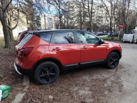 Nissan Qashqai 2.0i 4х4 с газ, снимка 12
