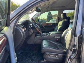 Lexus LX 570 * 4WD 4dr * CARFAX * ОПЦИЯ ЗА ФИНАНСИРАНЕ , снимка 15