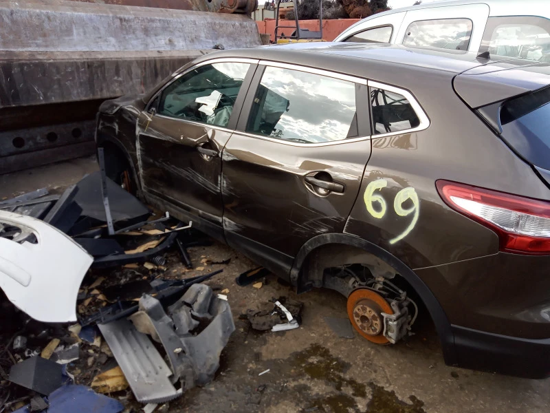 Nissan Qashqai 1.5dci k9kf646, снимка 3 - Автомобили и джипове - 45613886