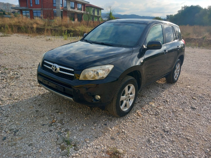 Toyota Rav4  136кс, снимка 1 - Автомобили и джипове - 47820629