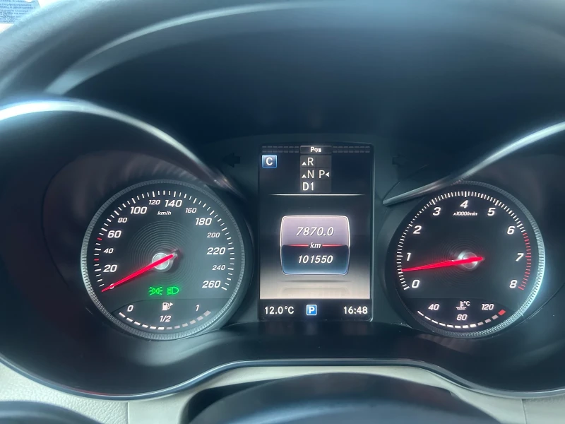 Mercedes-Benz GLC 300, снимка 11 - Автомобили и джипове - 52275913