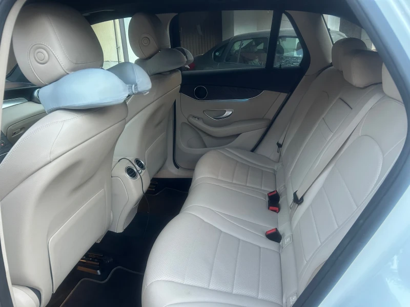 Mercedes-Benz GLC 300, снимка 6 - Автомобили и джипове - 52275913