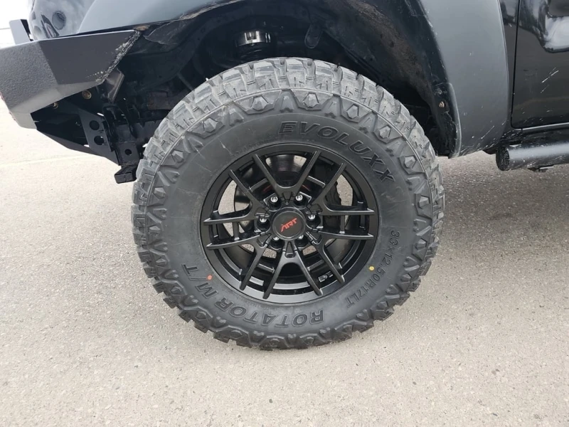 Toyota Tacoma * CREW CAB STD BED * CARFAX * БЕЗ ПЪРВОНАЧАЛНА ВНО, снимка 6 - Автомобили и джипове - 52613881