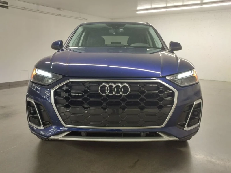 Audi Q5 * PROGRESSIV QUATTRO TOIT| ANGLE MORT| NAVI| CARPL, снимка 2 - Автомобили и джипове - 52842844