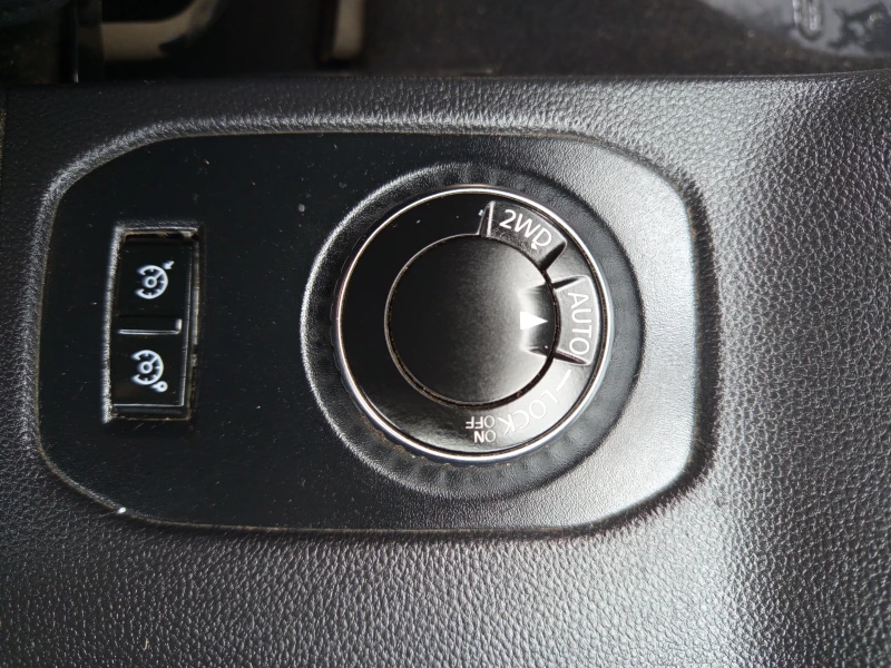 Dacia Duster, снимка 13 - Автомобили и джипове - 53196490