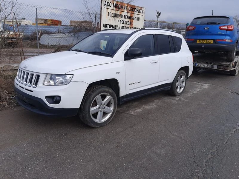 Jeep Compass 2.2 crd, снимка 3 - Автомобили и джипове - 35885000