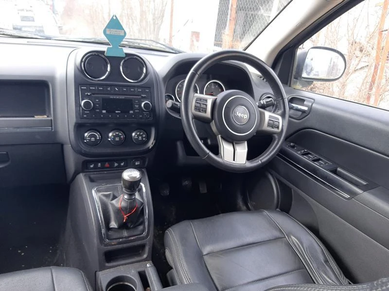 Jeep Compass 2.2 crd, снимка 8 - Автомобили и джипове - 35885000