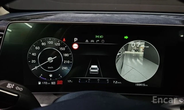 Kia Sportage LPG 2.0 2WDNobleless | ОБДУХВАНЕ | 360 КАМЕРА | , снимка 8 - Автомобили и джипове - 54541088