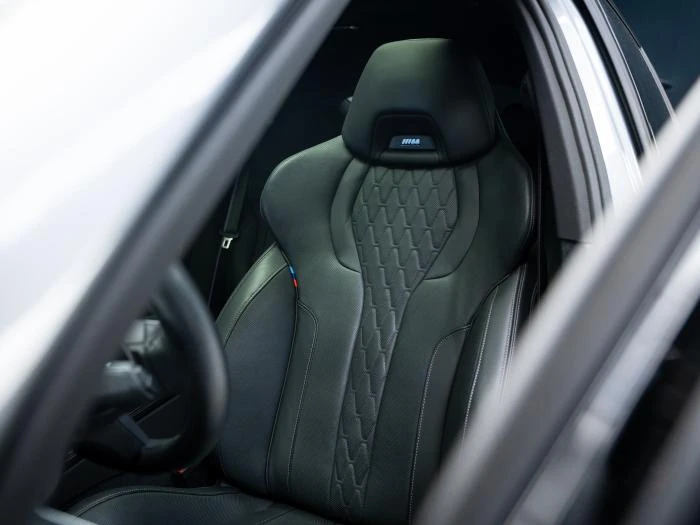 BMW X6 40d* XDRIVE* M SPORT* H&K* 360* PANO* ОБДУХВ* , снимка 6 - Автомобили и джипове - 55084163