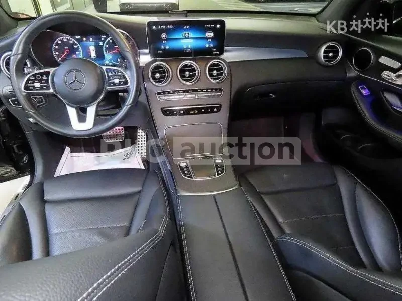 Mercedes-Benz GLC 300 COUPE / HEAD UP / ЦЕНА ДО БЪЛГАРИЯ, снимка 10 - Автомобили и джипове - 55407384