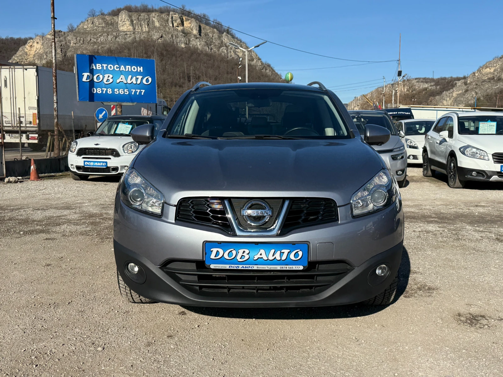 Nissan Qashqai 2.0i-141к.с-АВТОМАТИК-7мес-4х4-кам360-ПОНОРАМА - изображение 2