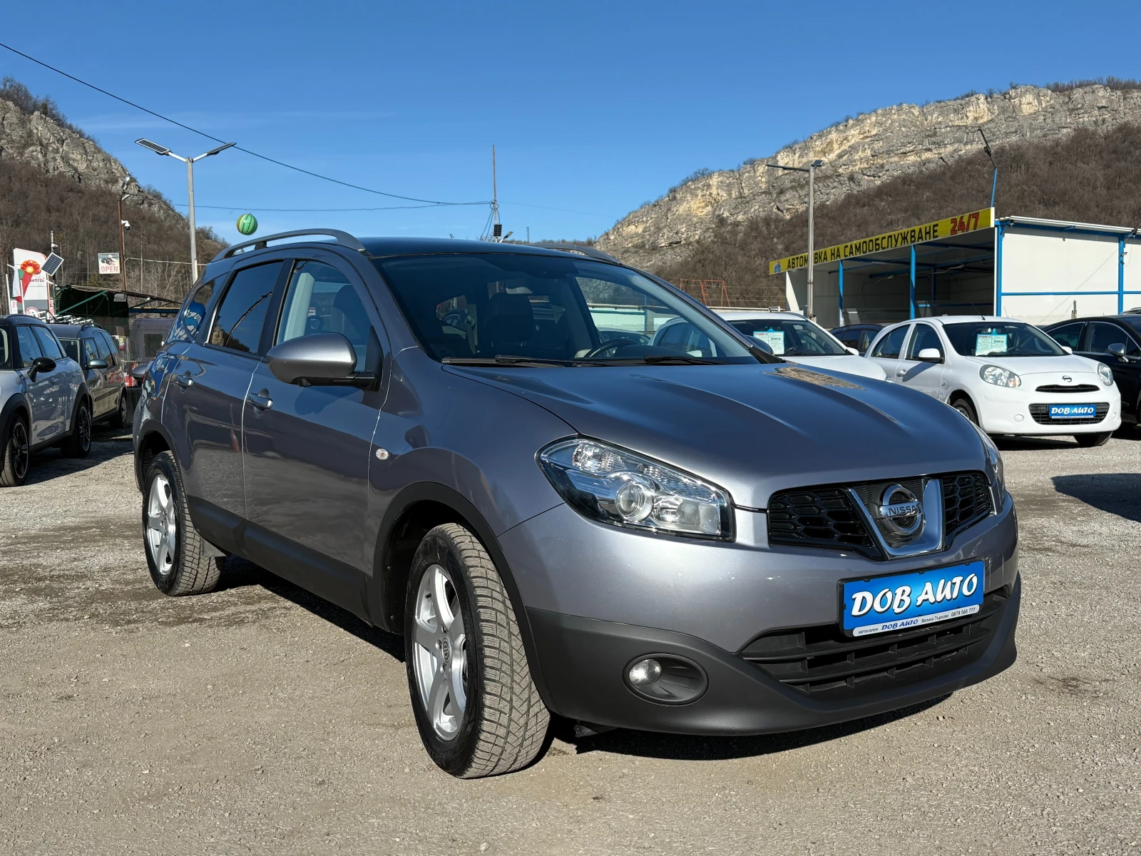 Nissan Qashqai 2.0i-141к.с-АВТОМАТИК-7мес-4х4-кам360-ПОНОРАМА - изображение 9