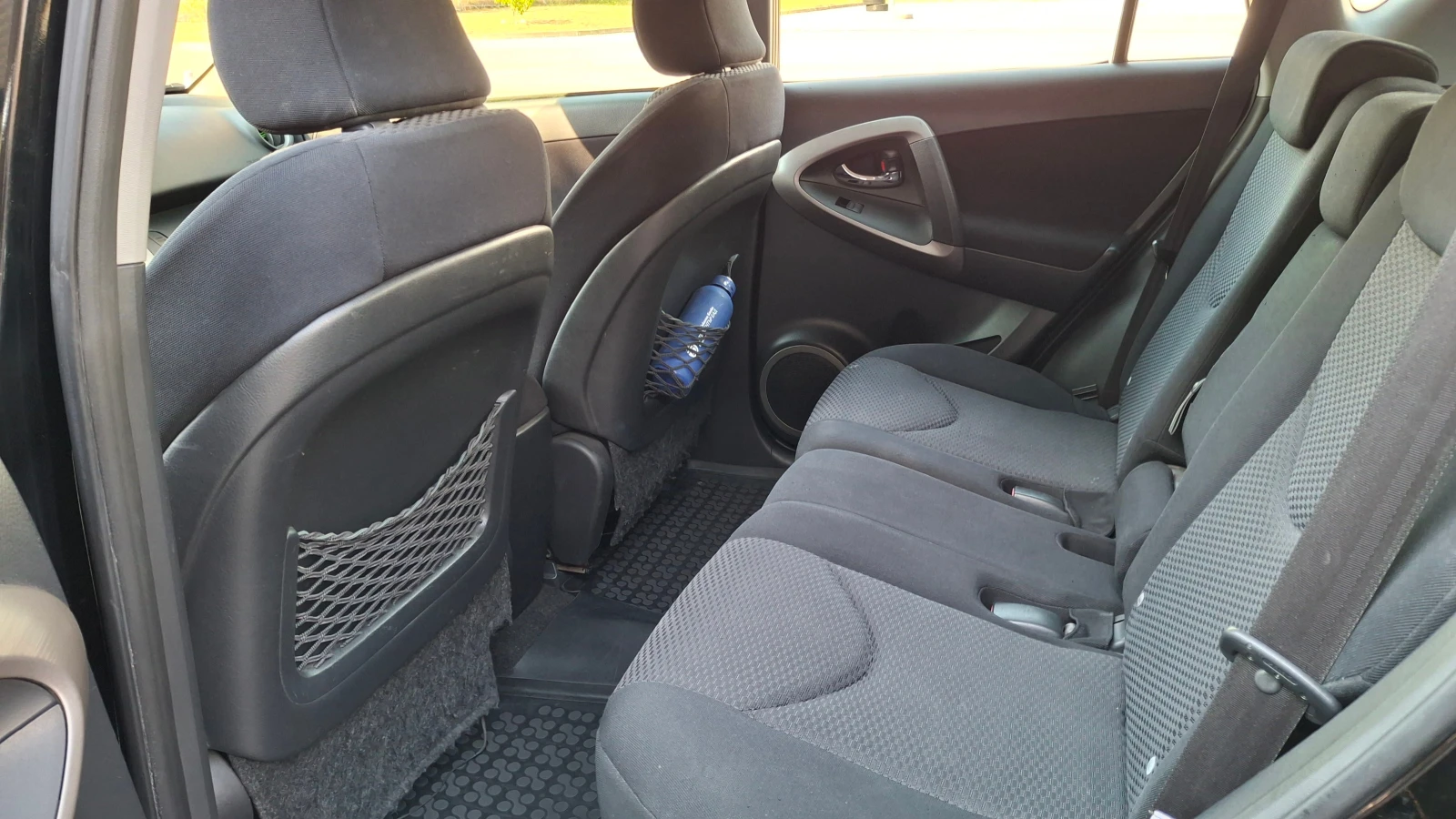 Toyota Rav4 2.2 D-4D 136 к.с. - изображение 8