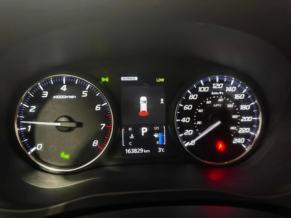 Mitsubishi Outlander GT S* ПОДГРЕВ* КАМЕРА* СЛЕДЕНЕ НА ЛЕНТИ* МЪРТВА ТО - изображение 9