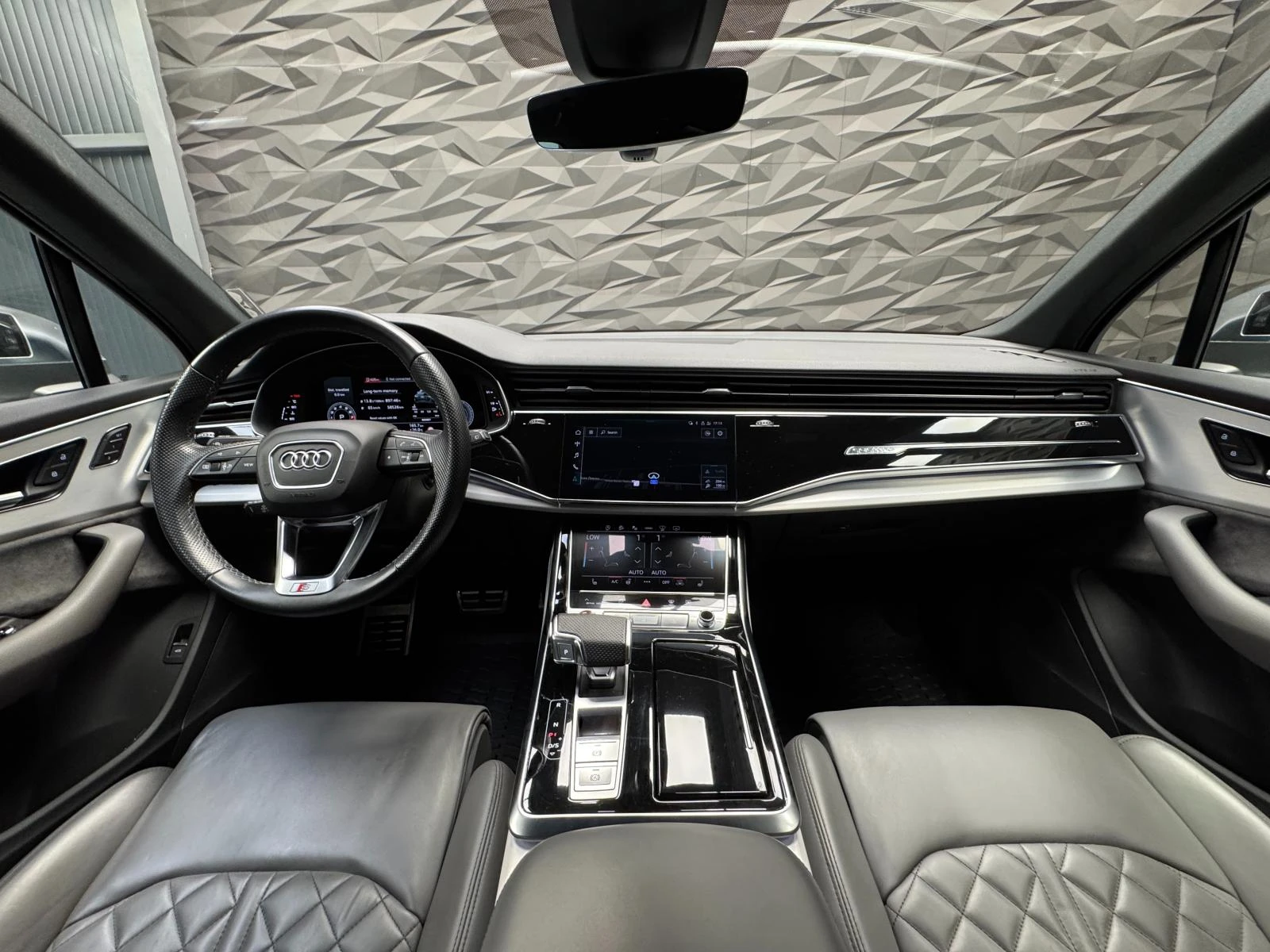 Audi SQ7 * * Quattro TFSI HuD* 360* 7 seats* Lift | Mobile.bg   5