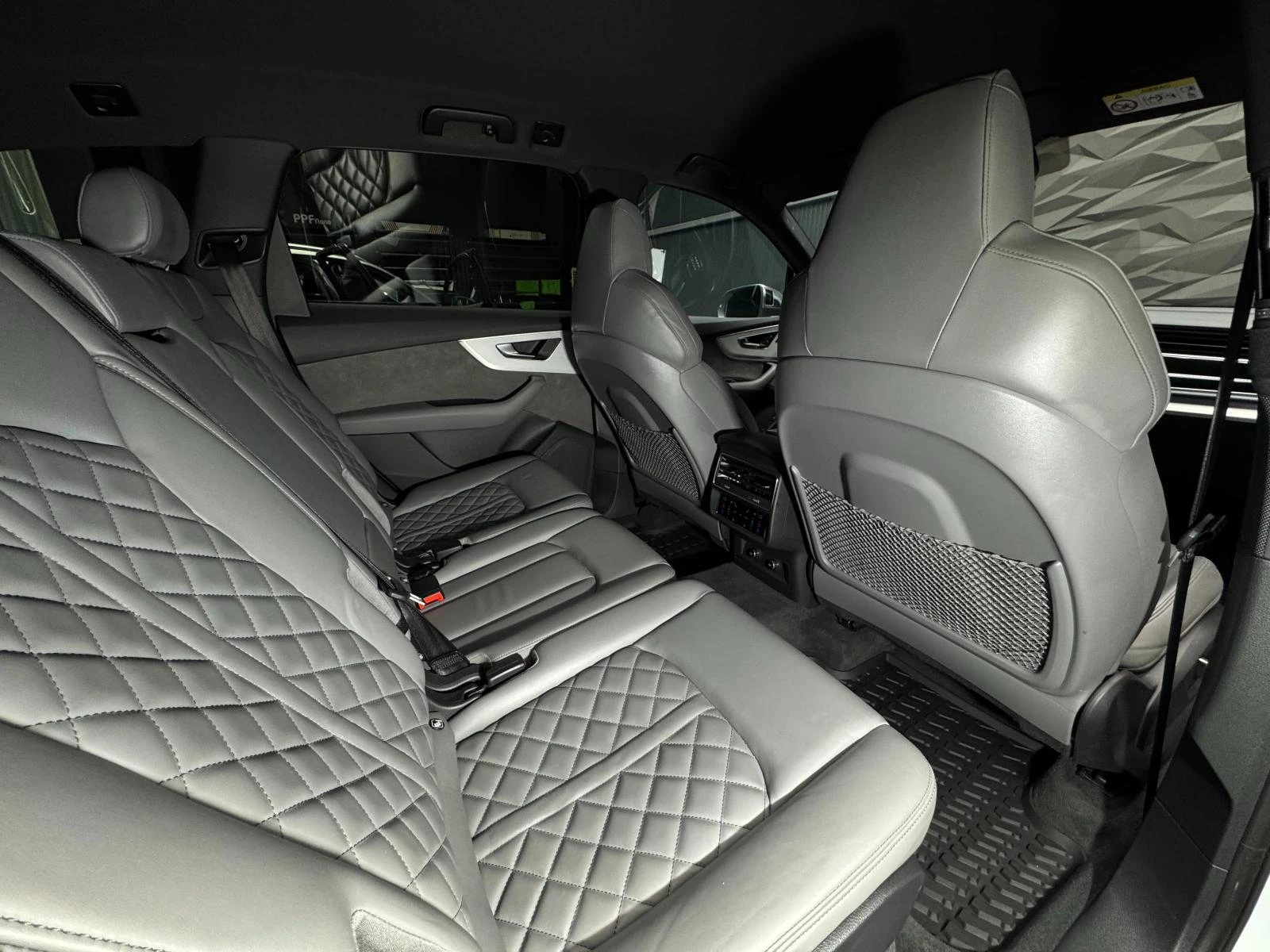 Audi SQ7 * * Quattro TFSI HuD* 360* 7 seats* Lift | Mobile.bg   10