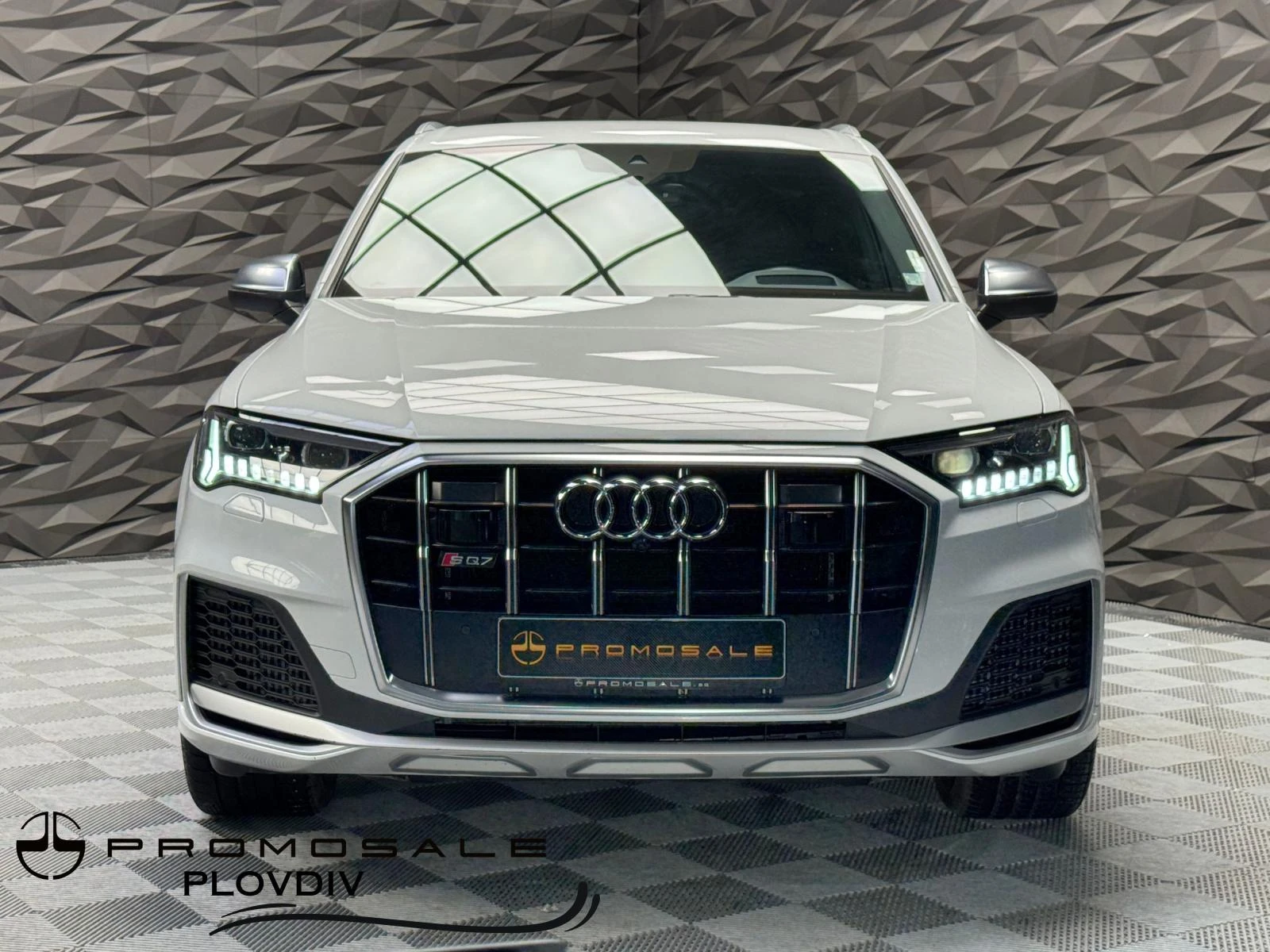 Audi SQ7 * * Quattro TFSI HuD* 360* 7 seats* Lift | Mobile.bg   2