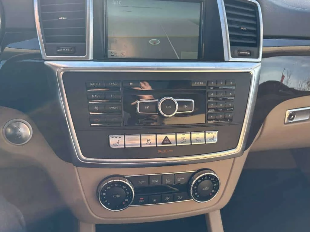 Mercedes-Benz ML 350 BlueTEC/360 CAM/ПОДГРЕВИ/ПАНОРАМА - изображение 9