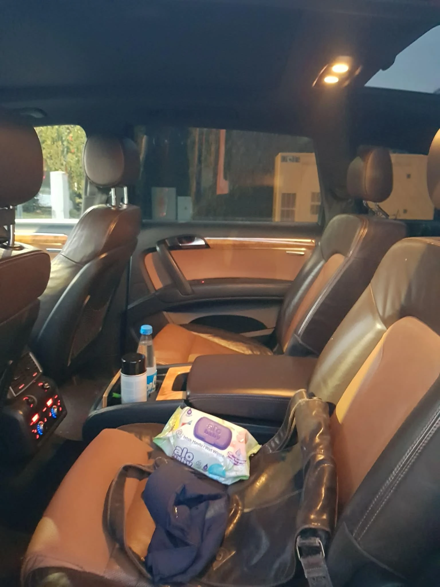 Audi Q7 AudiExclusive 4.2TDI 340HP 8ZF Gearbox, снимка 5 - Автомобили и джипове - 54229427