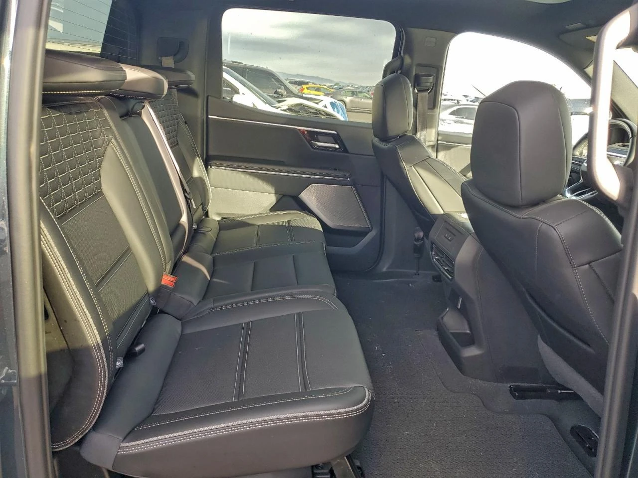 Gmc Sierra EV DENALI AWD, снимка 10 - Автомобили и джипове - 54630473