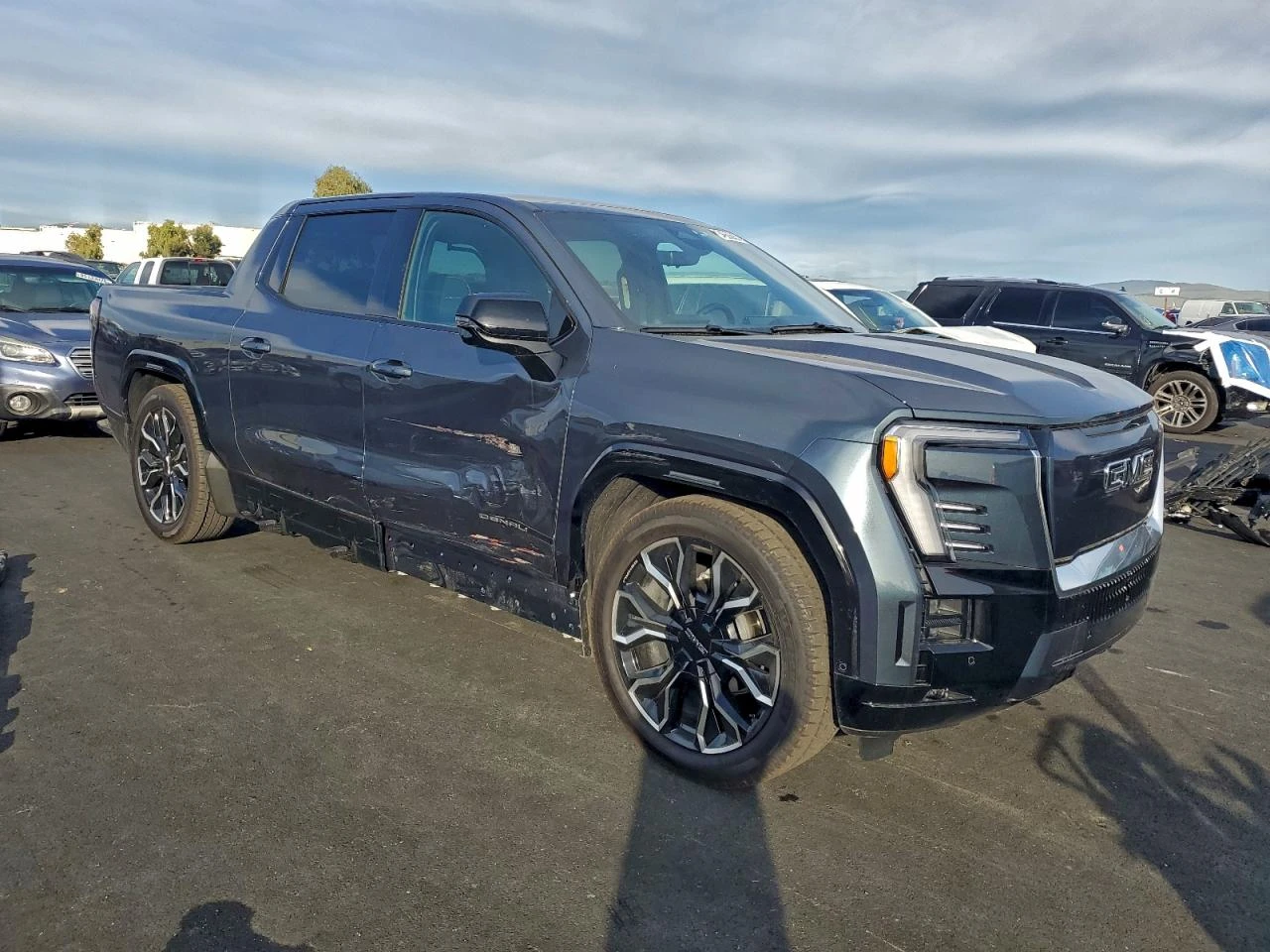 Gmc Sierra EV DENALI AWD, снимка 3 - Автомобили и джипове - 54630473