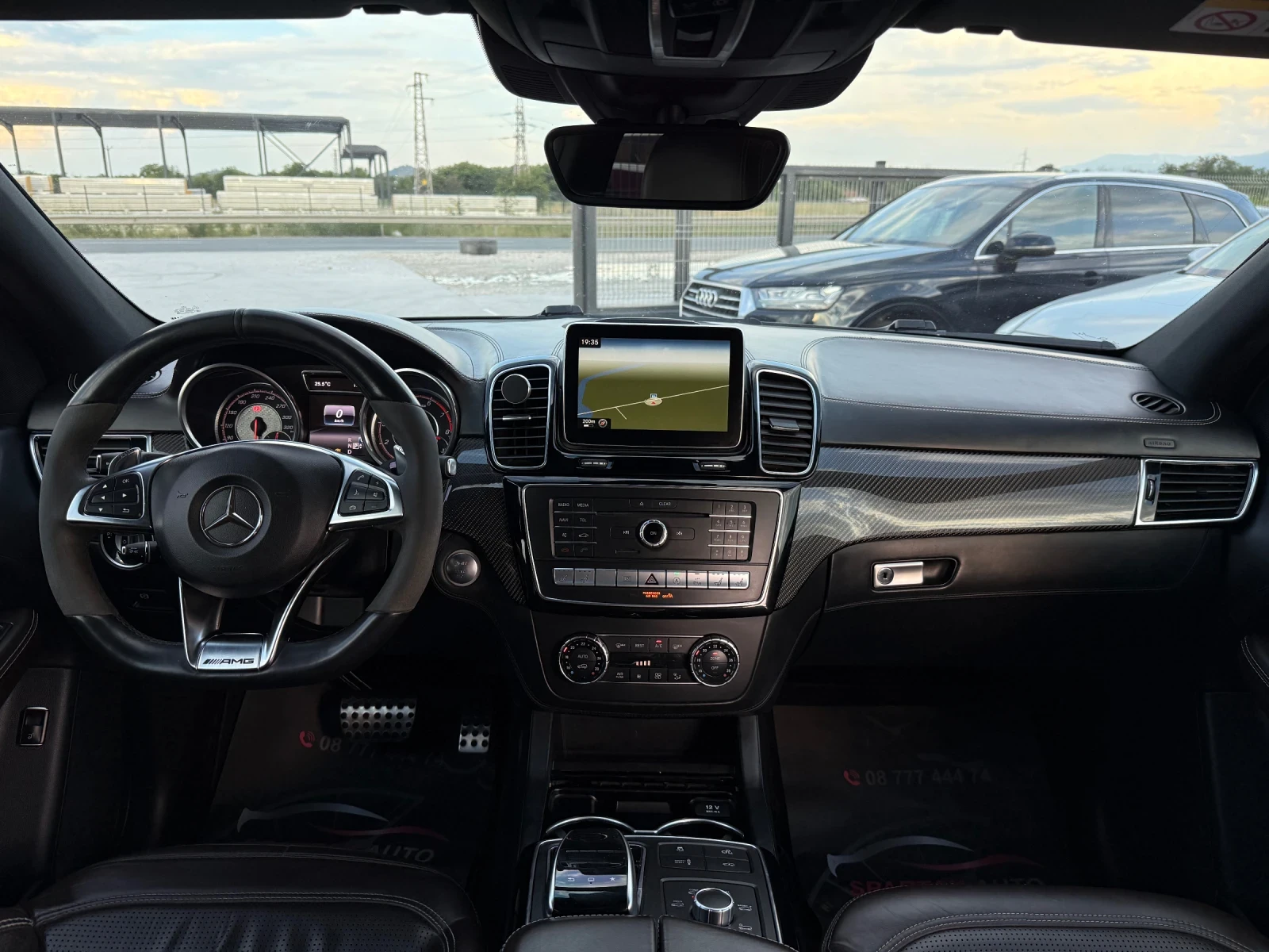 Mercedes-Benz GLE 63 S AMG 2017г* 650к.с* FULL MAX* 174.000KM* Сервизна Истор, снимка 12 - Автомобили и джипове - 54772109