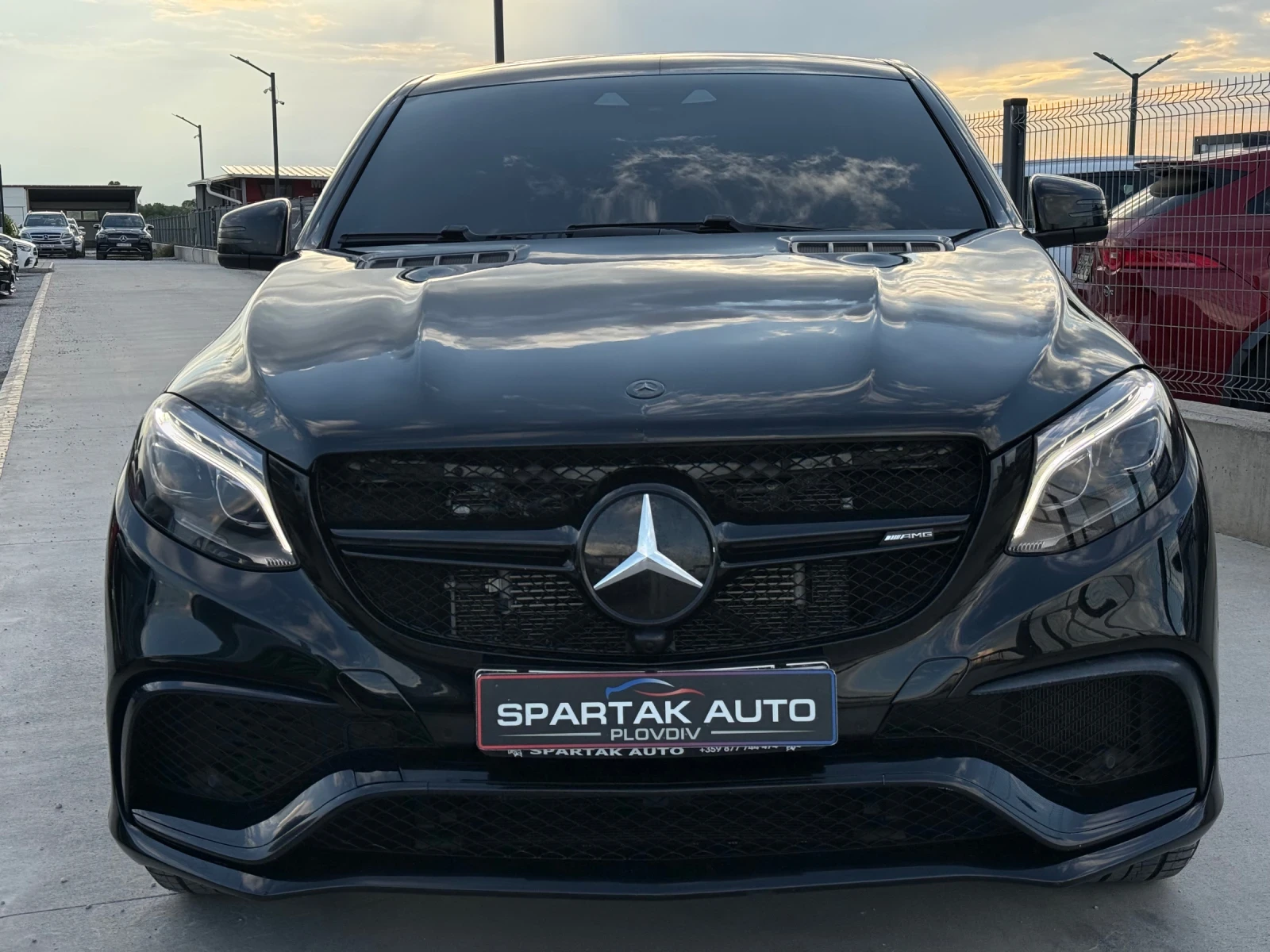 Mercedes-Benz GLE 63 S AMG 2017г* 650к.с* FULL MAX* 174.000KM* Сервизна Истор, снимка 2 - Автомобили и джипове - 54772109