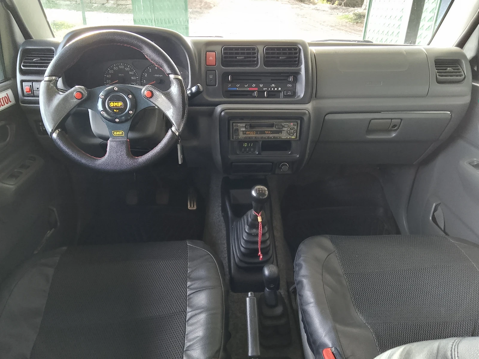 Suzuki Jimny, снимка 6 - Автомобили и джипове - 56417234