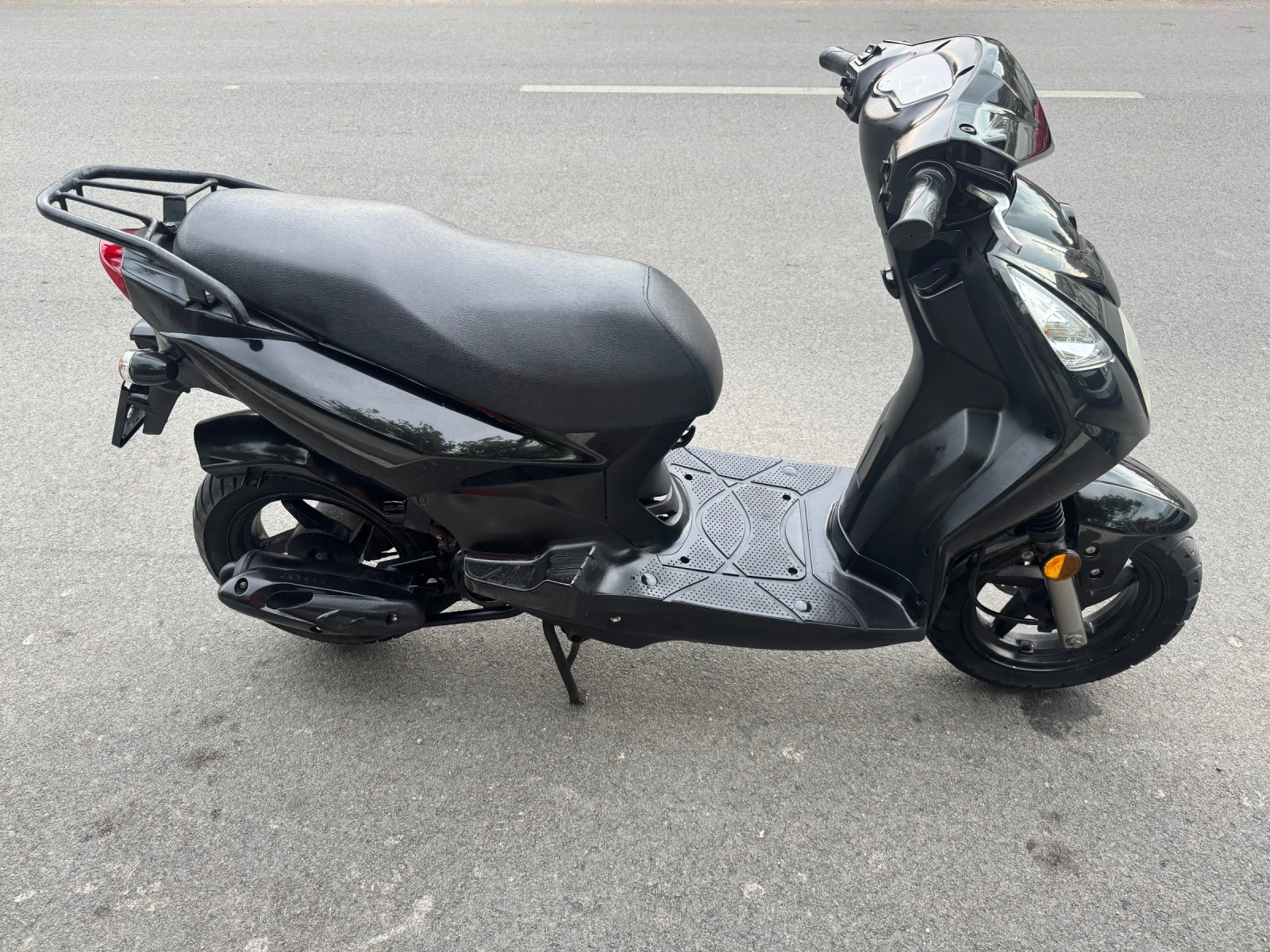Sym Orbit 49cc - изображение 3