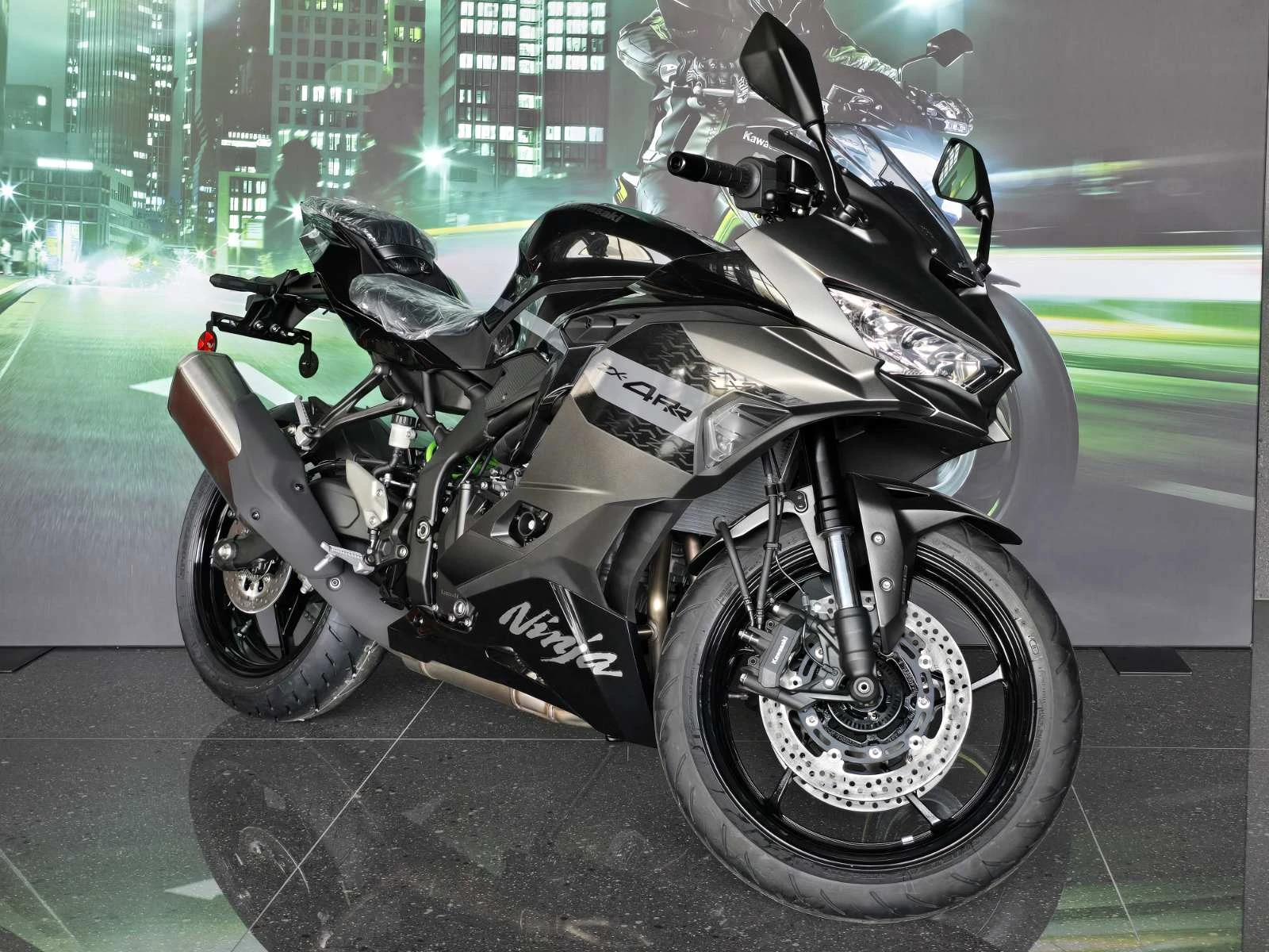 Kawasaki Zx 4 RR 2026, снимка 2 - Мотоциклети и мототехника - 54205128