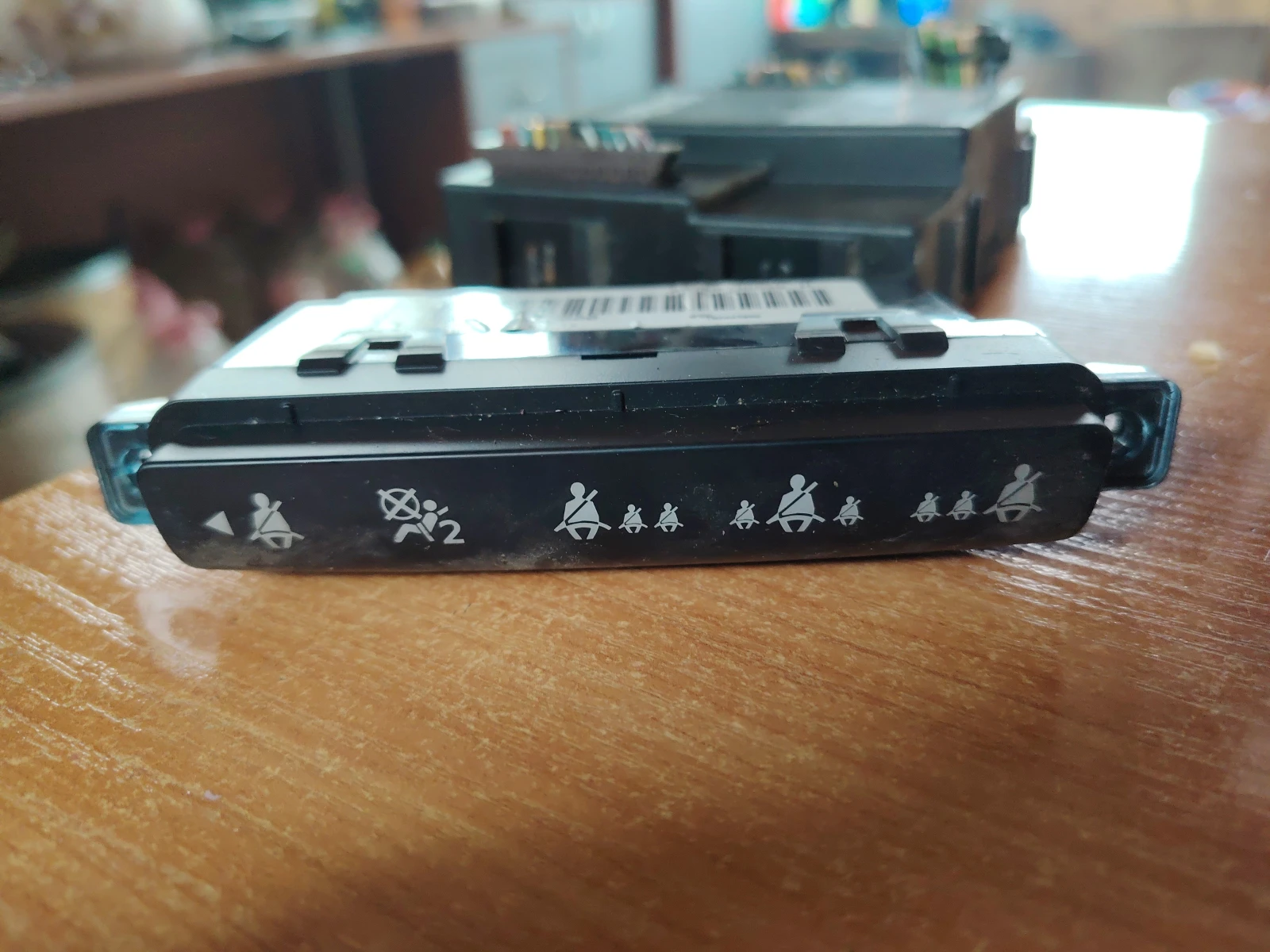 68260  JD02A зумер за колани Нисан Кашкай
