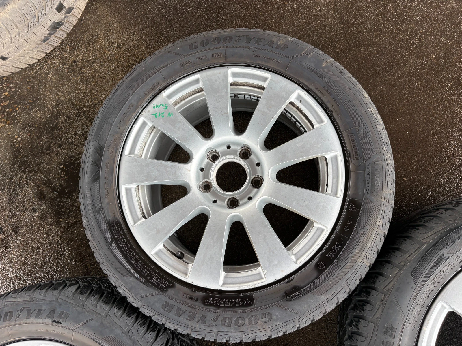 Джанти за Mercedes-Benz, снимка 4 - Гуми и джанти - 55145876