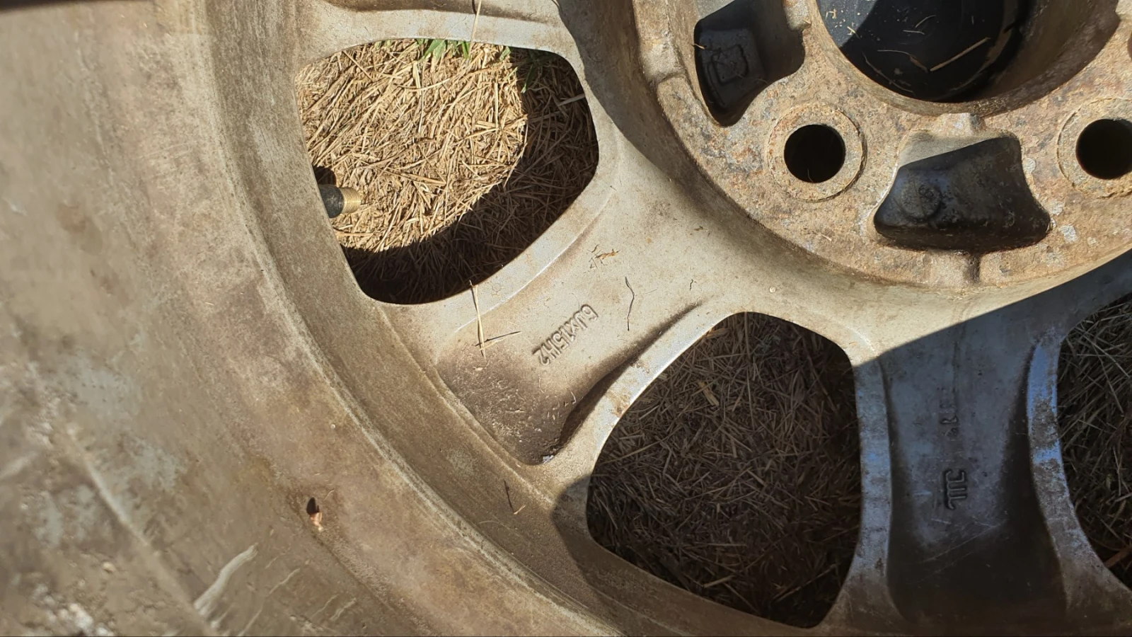 Гуми с джанти Firestone 205/60R15, снимка 4 - Гуми и джанти - 55258043