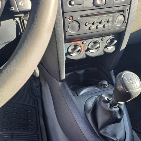 Renault Clio 1.5 дизел, снимка 8