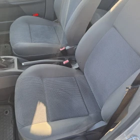 Renault Clio 1.5 дизел, снимка 10