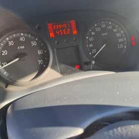 Renault Clio 1.5 дизел, снимка 11