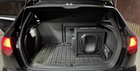 Audi A3 2.0 TFSI quattro 244 кс. Гаражен! Напълно Обслужен, снимка 13