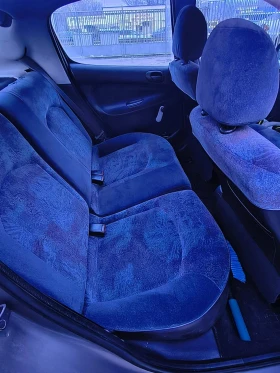 Peugeot 206 - 700 € / 1369.08 лв. - 37914507 5
