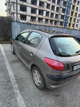 Peugeot 206 - 700 € / 1369.08 лв. - 37914507 4