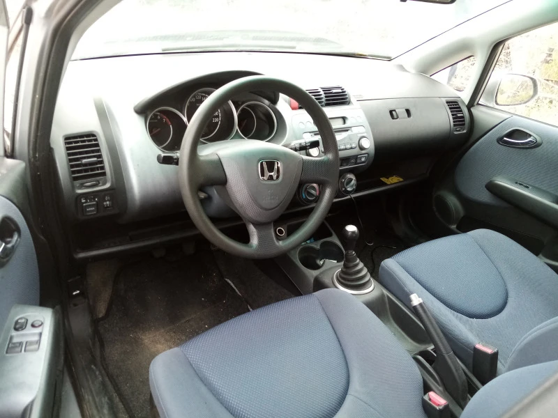 Honda Jazz, снимка 6 - Автомобили и джипове - 42355368