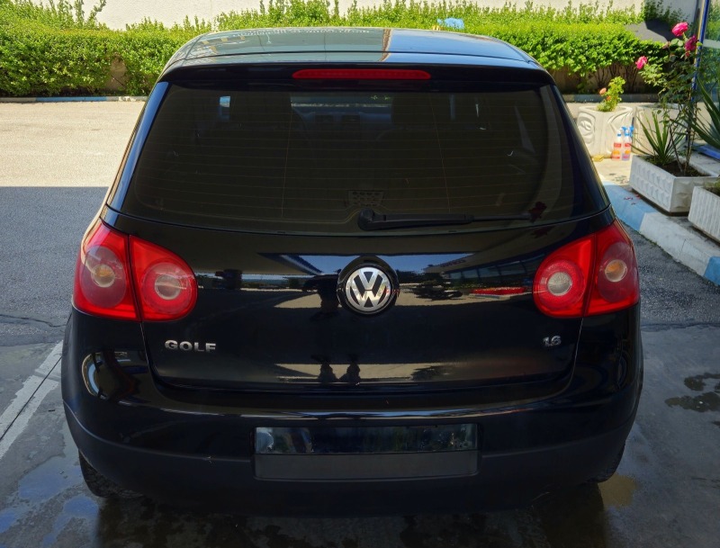 VW Golf 1.6, бензин102кс.4врат.климатроник, снимка 6 - Автомобили и джипове - 45684065
